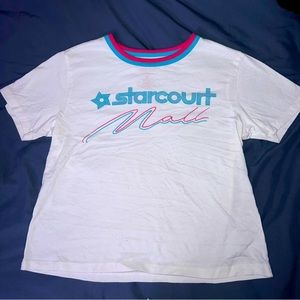 stranger things t-shirt : starcourt mall